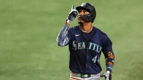 Julio Rodríguez homers twice in 8-2 Seattle Mariners win over Rangers